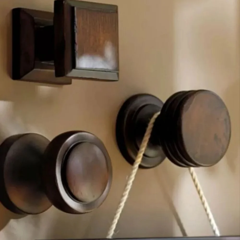 3- Fetco Home Décor Photo Hanging Knobs New